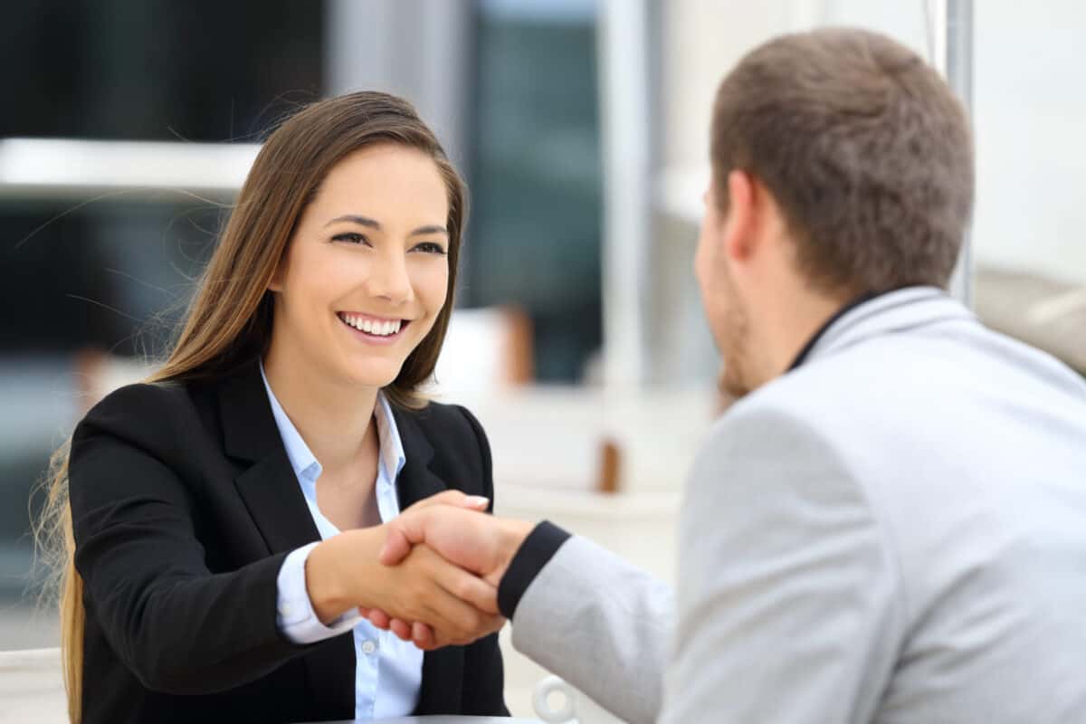 How to Make A Great First Impression: The Five-Step Formula ...